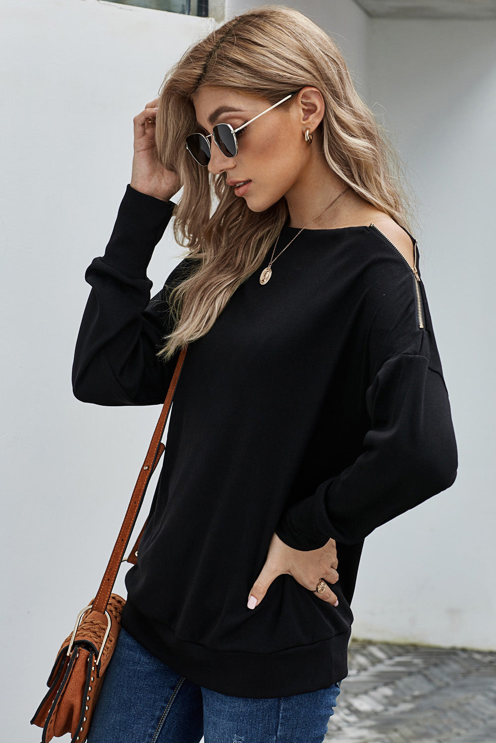 Long Black Sleeve Zipper Shoulder Top