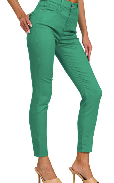 ZENANA HIGH-RISE SKINNY KELLY GREEN DENIM PANTS