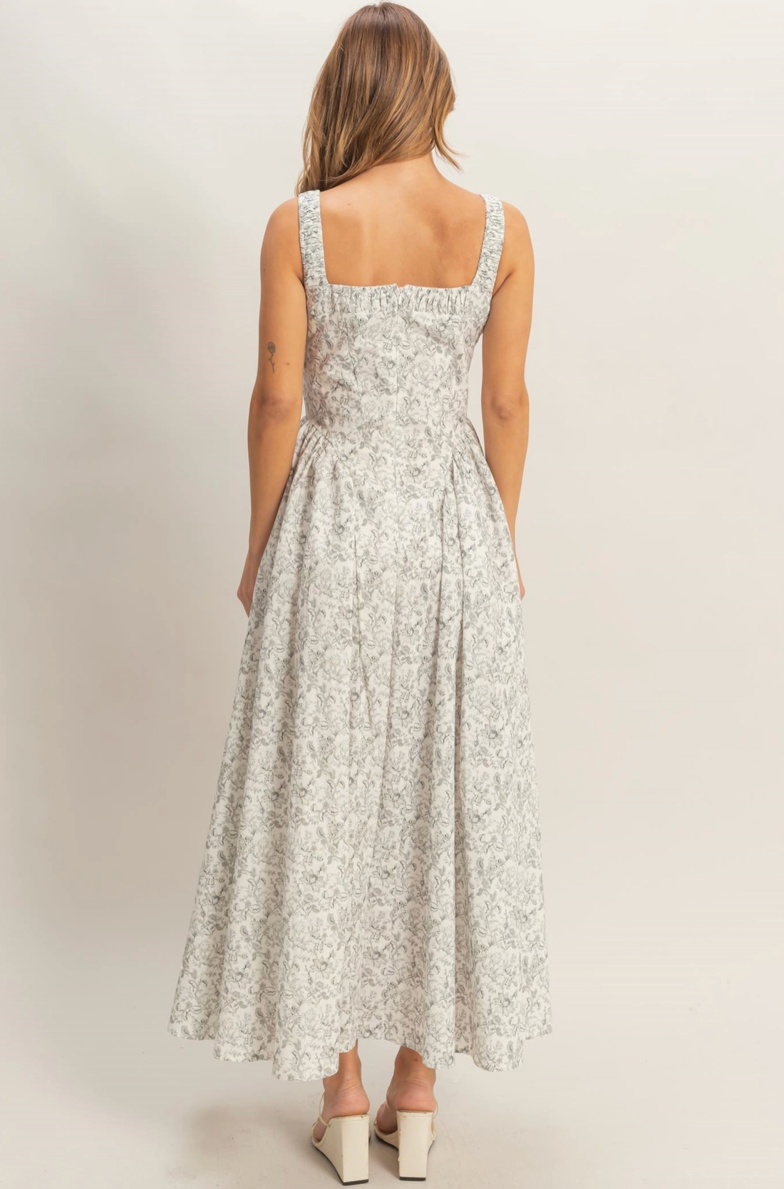 Ivory and Black Vintage Floral Pattern Maxi Dress
