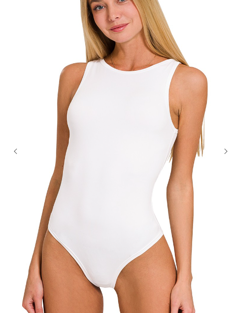 WHITE BOAT NECK SLEEVELESS BODYSUIT